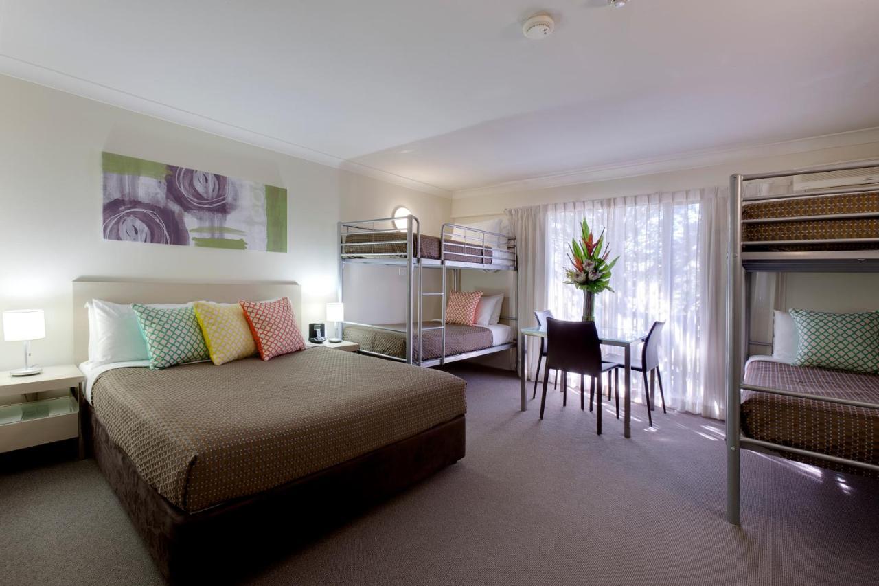 Ibis Styles Canberra Tall Trees Exteriör bild