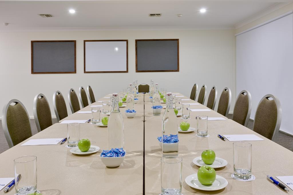 Ibis Styles Canberra Tall Trees Exteriör bild