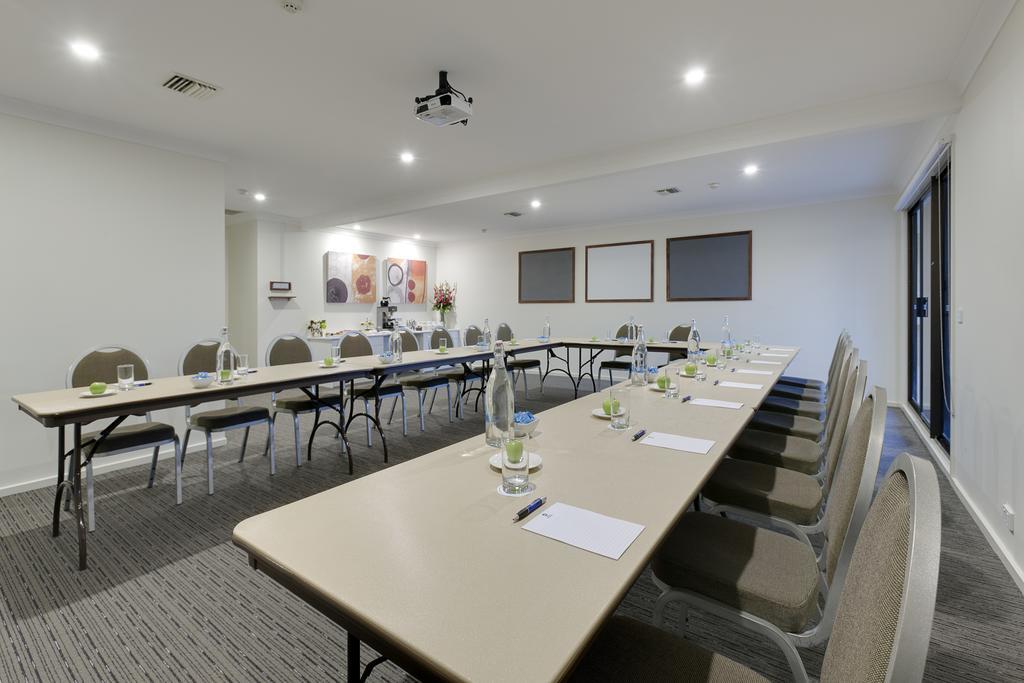 Ibis Styles Canberra Tall Trees Exteriör bild