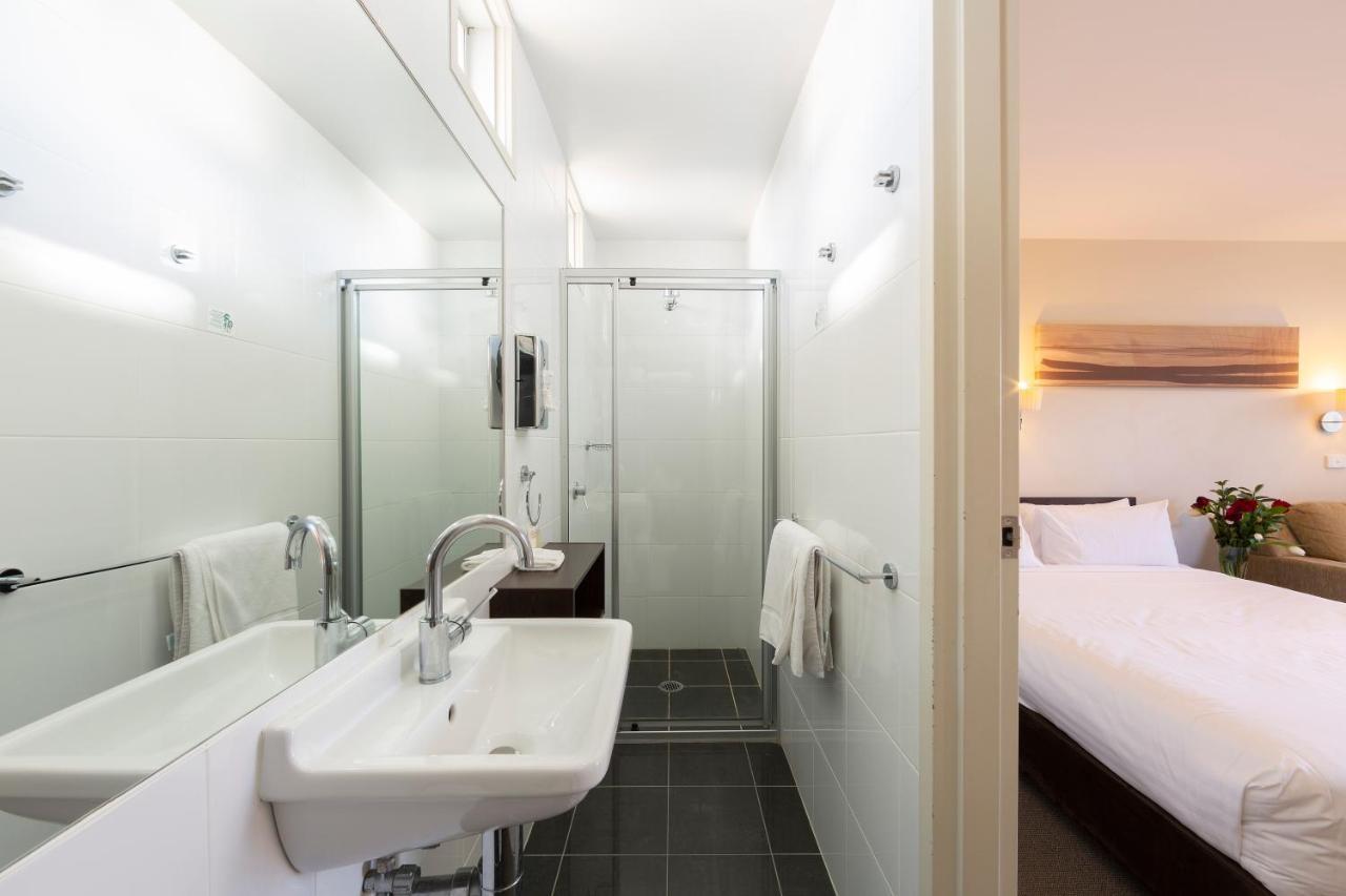 Ibis Styles Canberra Tall Trees Exteriör bild